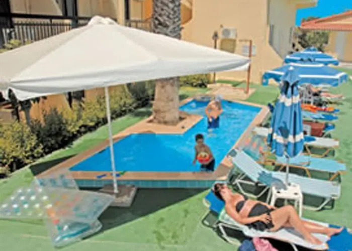 Smart Rhodes Hotell