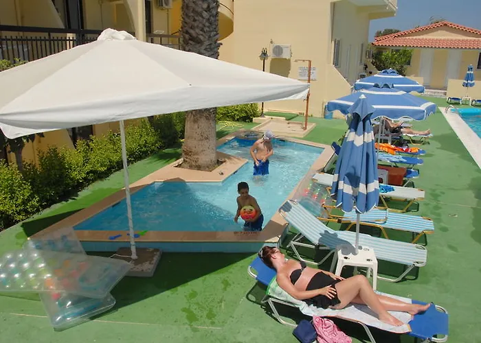 Smart Rhodes Hotell