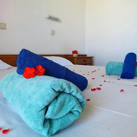 Smart Rhodes Hotel 3*